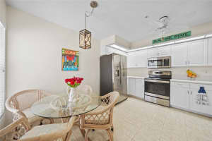 819 MONTROSE DRIVE, VENICE, FL 34293 Sold 04/10/25