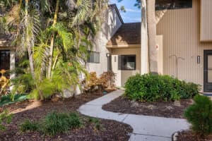 652 BIRD BAY DRIVE, VENICE, FL 34285 Sold 04/23/25