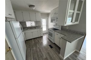 704 LOCARNO DRIVE, VENICE, FL 34285 - MLS#MFRN6137501