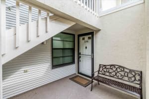 936 CAPRI ISLES BOULEVARD, VENICE, FL 34292 Sold 05/01/25