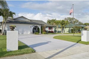 1300 LUCAYA AVENUE, VENICE, FL 34285 Sold 07/15/25