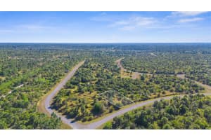 FARVIEW DR, NORTH PORT, FL 34288 - MLS#MFRN6137580