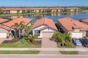 10412 CROOKED CREEK DRIVE, VENICE, FL 34293 - MLS#MFRN6137650