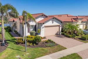 10412 CROOKED CREEK DRIVE, VENICE, FL 34293 - MLS#MFRN6137650