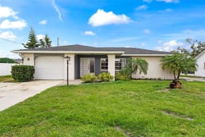 427 CANTERBURY ROAD, VENICE, FL 34293 Sold 08/29/25