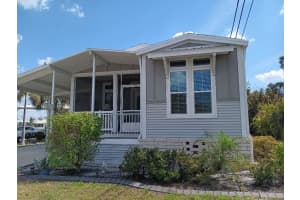 601 Club House Rd, VENICE