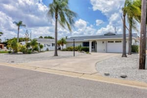 325 FIESOLE STREET, VENICE, FL 34285 - MLS#MFRN6137678