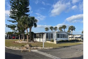 532 VIA VENETO, VENICE, FL 34285 - MLS#MFRN6137689