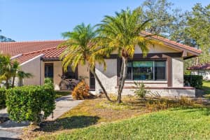 5635 GOLF POINTE DR #105, SARASOTA, FL 34243 Sold 06/09/25