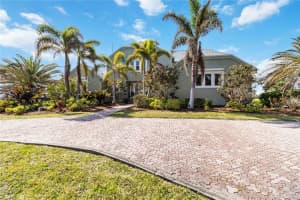 524 LYONS BAY ROAD, NOKOMIS, FL 34275 Sold 09/03/25