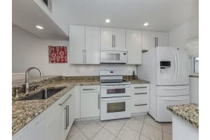 435 CERROMAR LANE, VENICE, FL 34293 - MLS#MFRN6137751