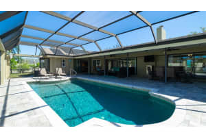 5017 CANTERBURY DRIVE, SARASOTA, FL 34243 Sold 05/07/25