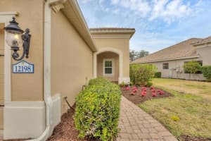 12198 SEBRING LANE, VENICE, FL 34293 Sold 08/01/25
