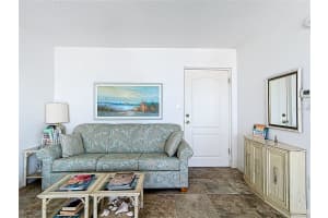 1255 TARPON CENTER DRIVE, VENICE, FL 34285 - MLS#MFRN6137784