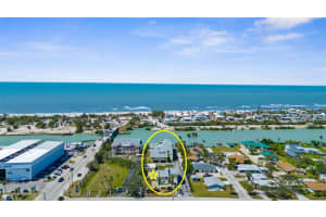 109 Bayshore Rd #10, NOKOMIS