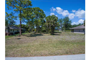 69 WHITE MARSH LANE, ROTONDA WEST, FL 33947 - MLS#MFRN6137829