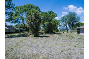 69 WHITE MARSH LANE, ROTONDA WEST, FL 33947 - MLS#MFRN6137829
