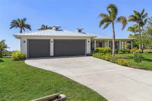 18382 ARAPAHOE CIRCLE, PORT CHARLOTTE, FL 33948 - MLS#MFRN6137885