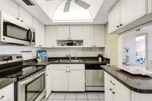 200 PARK BOULEVARD, VENICE, FL 34285 Sold 06/23/25