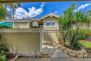 3008 Sail Pointe Cir #2c, VENICE