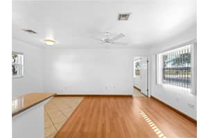 510 AIRPORT AVENUE, VENICE, FL 34285 Sold 09/12/25