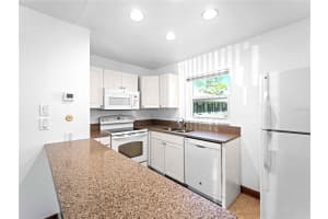 510 AIRPORT AVENUE, VENICE, FL 34285 Sold 09/12/25