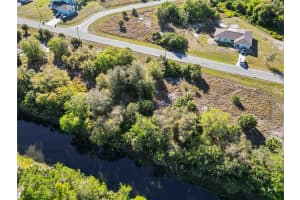 145 THERESA BOULEVARD, PORT CHARLOTTE, FL 33954 - MLS#MFRN6137931