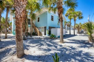 3030 BEACH ROAD, ENGLEWOOD, FL 34223 Sold 04/18/25