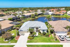 863 Macaw Cir, VENICE