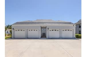 1041 Capri Isles Blvd #224, VENICE
