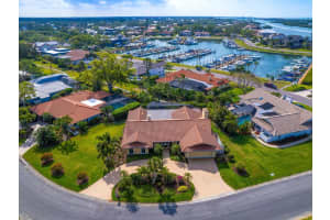 327 SEA ANCHOR DRIVE, OSPREY, FL 34229 Sold 05/28/25