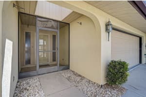 131 SANDSTONE CIRCLE, VENICE, FL 34293 Sold 07/31/25