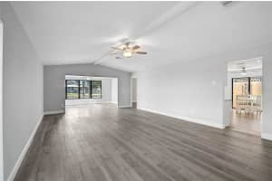 131 SANDSTONE CIRCLE, VENICE, FL 34293 Sold 07/31/25