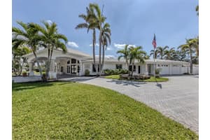 701 LAGUNA DRIVE, VENICE, FL 34285 - MLS#MFRN6138117