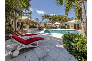 701 LAGUNA DRIVE, VENICE, FL 34285 - MLS#MFRN6138117