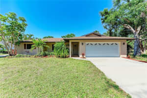 2641 HYDE PARK STREET, SARASOTA, FL 34239 Sold 06/20/25