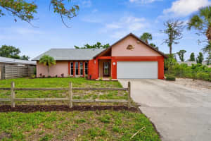 304 Beach Rd, VENICE