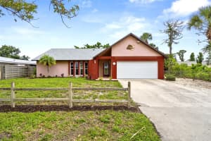304 BEACH ROAD, VENICE, FL 34285 - MLS#MFRN6138156