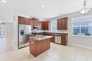 2094 MESIC HAMMOCK WAY, VENICE, FL 34292 - MLS#MFRN6138258