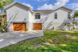 1500 LEMON BAY DRIVE, VENICE, FL 34293 Sold 08/08/25