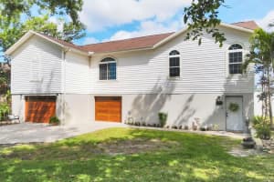 1500 LEMON BAY DRIVE, VENICE, FL 34293 Sold 08/08/25