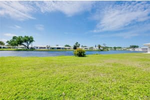 553 CIRCLEWOOD DRIVE, VENICE, FL 34293 Sold 06/26/25
