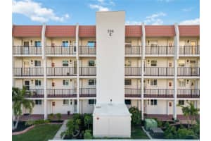 230 Santa Maria St #333, VENICE