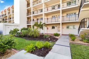 230 SANTA MARIA STREET, VENICE, FL 34285 - MLS#MFRN6138353