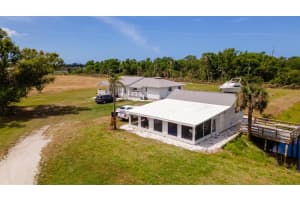 1727 E Manasota Beach Rd, ENGLEWOOD