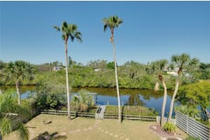 610 Alligator Dr, VENICE