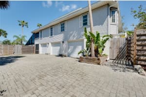 610 ALLIGATOR DRIVE, VENICE, FL 34293 - MLS#MFRN6138443