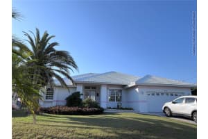 617 BONITO AVENUE, NOKOMIS, FL 34275 Sold 06/25/25
