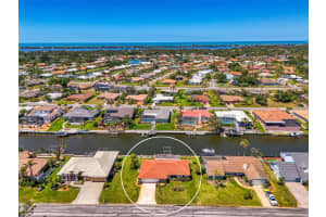 322 OAKWOOD CIRCLE, ENGLEWOOD, FL 34223 Sold 06/30/25