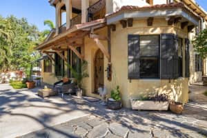 2750 GOCIO ROAD EXTENSION, SARASOTA, FL 34235 - MLS#MFRN6138508